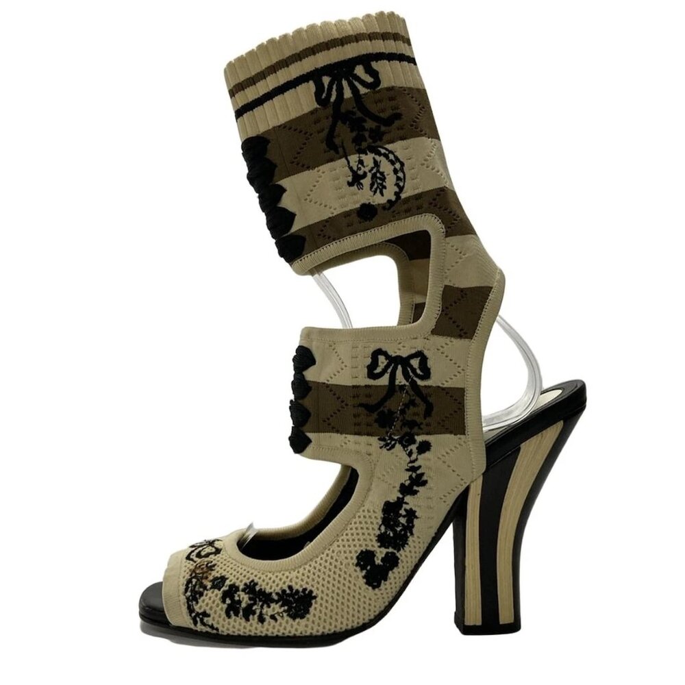 FENDI - Beige Black Chemical Fiber Women's Sandals 428-053125